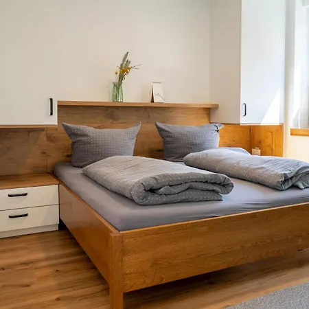 Strandhaus 2 Feriehus *