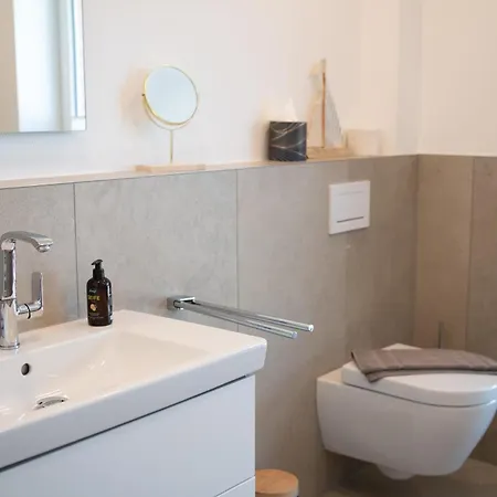 Semesterbostad Strandhaus 2 *